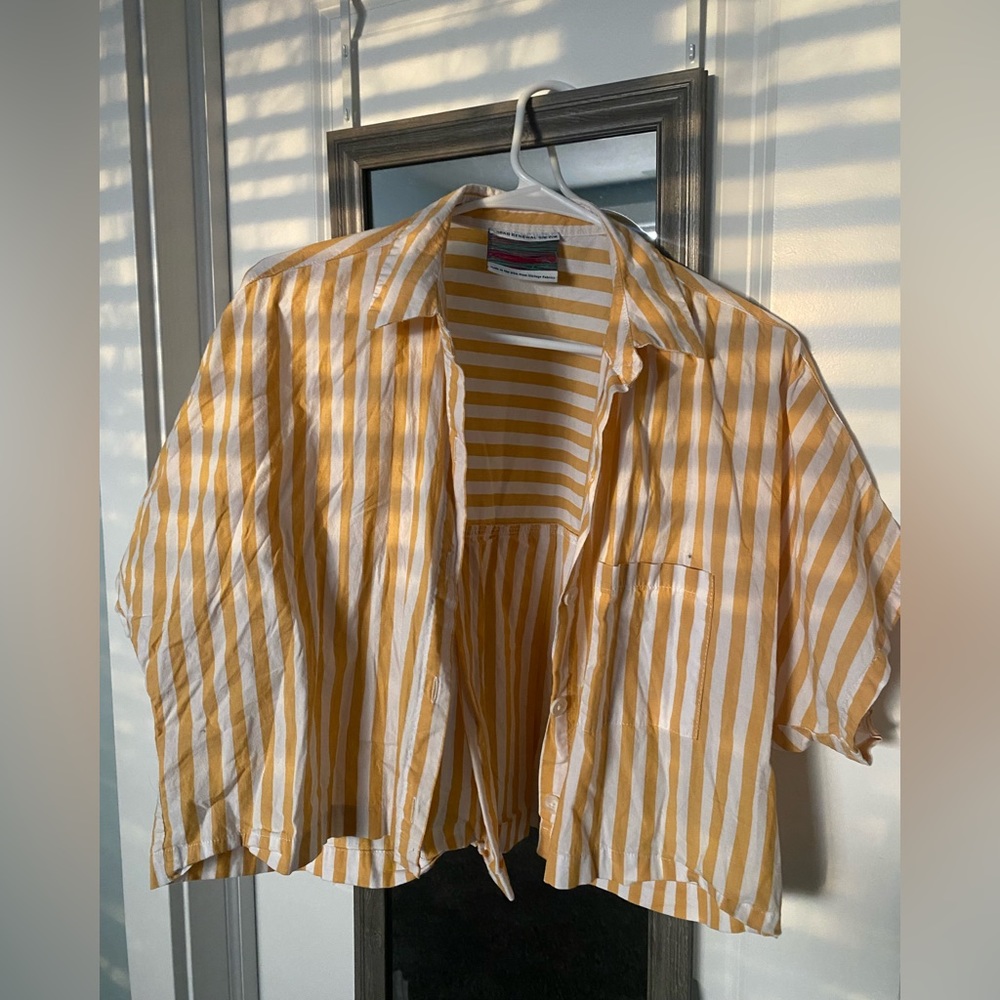 Vintage, urban renewal button up shirt!